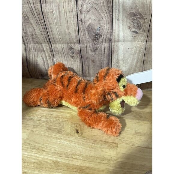 Disney Store Plush Laying Tigger Winnie the Pooh Curly Tail Soft Stuffed Toy 15" - Picture 5 of 10